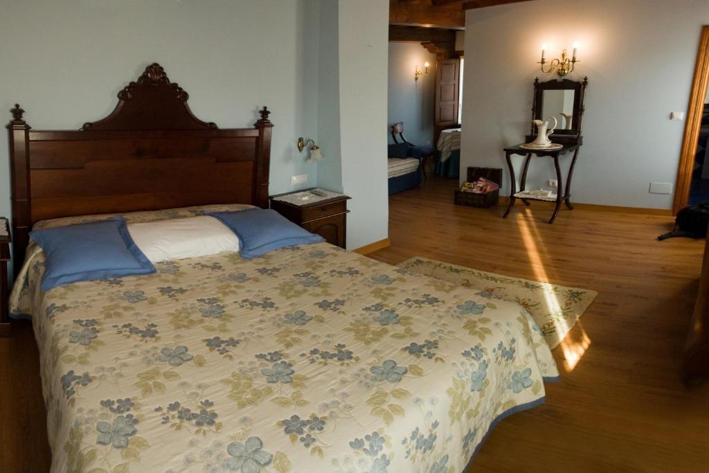 Posada Santa Eulalia Villanueva de la Pena Номер фото